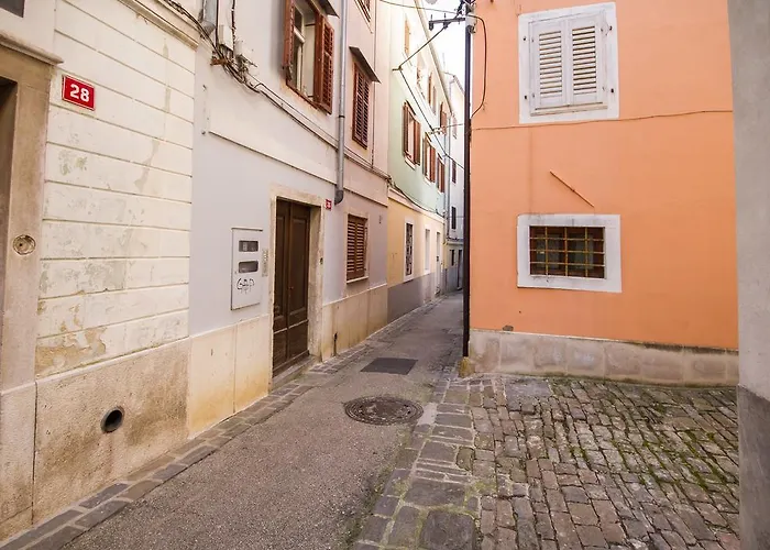 Vintage By Locap Group *