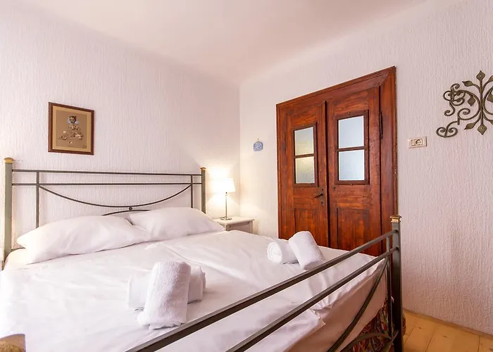 Vintage By Locap Group * 皮兰