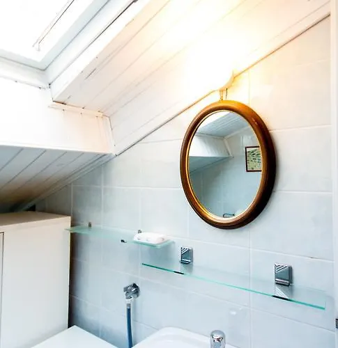 Vintage By Locap Group * Πιράν